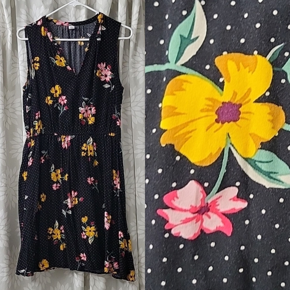 2/$20 Dress size M, polka dot, waist defined, floral